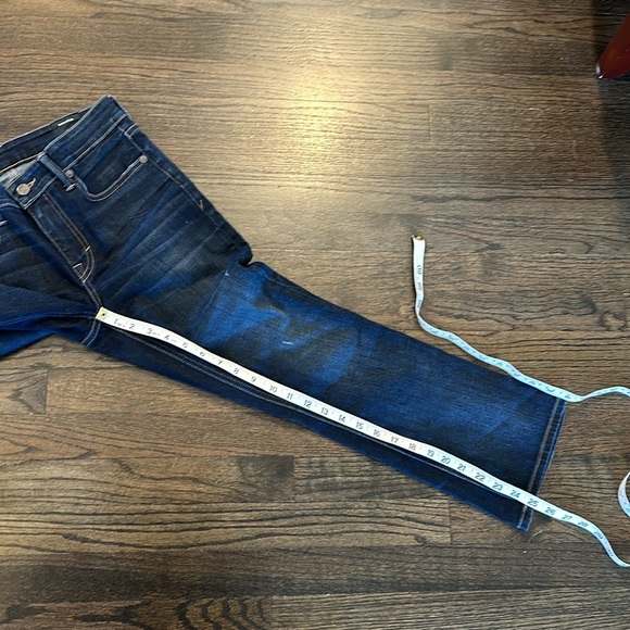 Vince Jeans Straight Dark Wash 25 EUC - Picture 4 of 10